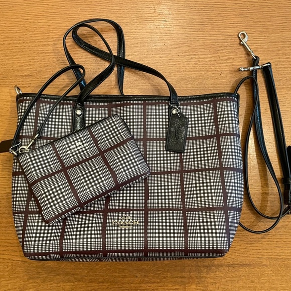 Coach Tartan/Plaid Handbag PLUS  Zip Wristlet - Picture 6 of 14